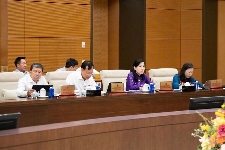 X&acirc;y dựng Luật để kiến tạo khu&ocirc;n khổ ph&aacute;p l&yacute; đủ tầm dẫn dắt ph&aacute;t triển đ&ocirc; thị nhiều năm tới - Ảnh 8.