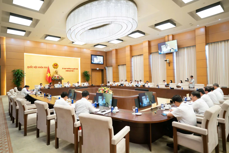 X&acirc;y dựng Luật để kiến tạo khu&ocirc;n khổ ph&aacute;p l&yacute; đủ tầm dẫn dắt ph&aacute;t triển đ&ocirc; thị nhiều năm tới - Ảnh 1.