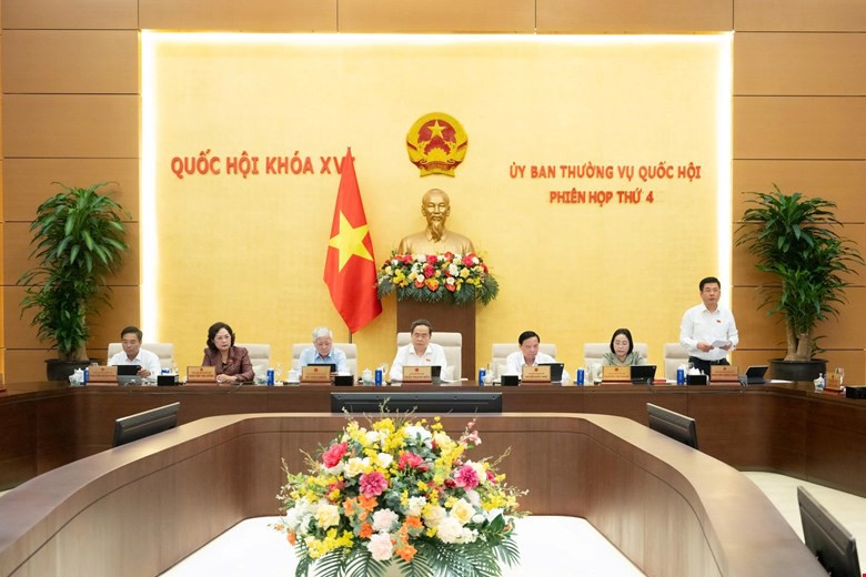 Ủy ban Thường vụ Quốc hội cho &yacute; kiến về định hướng sửa đổi Luật Đất đai năm 2024 - Ảnh 2.