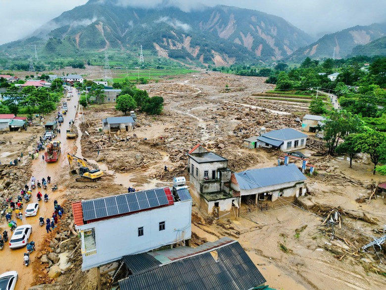 Drone trọng tải cao mở lối v&agrave;o &ldquo;thời gian v&agrave;ng&rdquo; cứu nạn - Ảnh 2.
