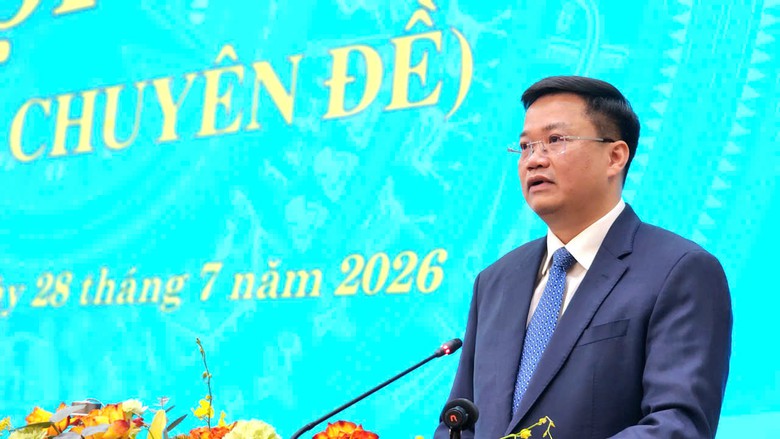 T&acirc;n Chủ tịch UBND tỉnh Quảng Ng&atilde;i: Kiến tạo động lực ph&aacute;t triển từ hạ tầng giao th&ocirc;ng - Ảnh 1.
