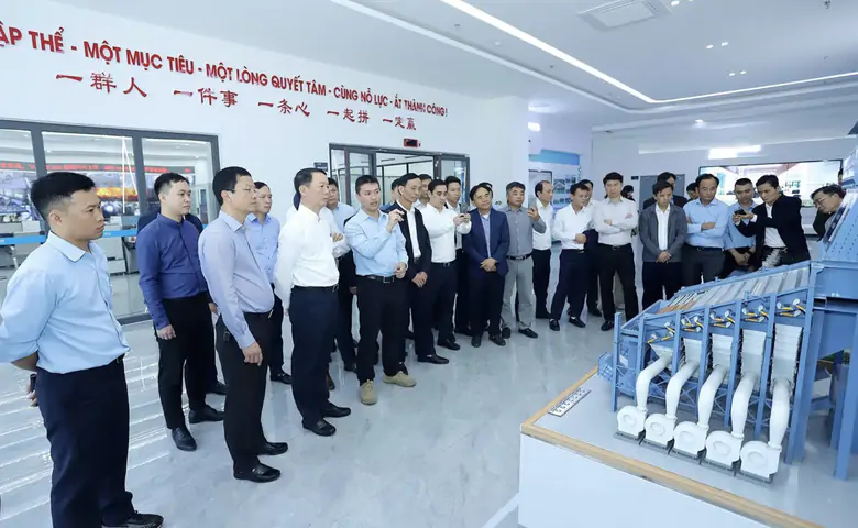 Chuyển đổi số H&agrave; Tĩnh: Từ nền tảng vững chắc đến kh&aacute;t vọng tương lai - Ảnh 1.
