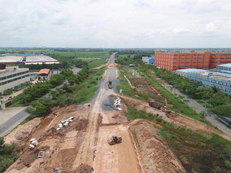 Nghi&ecirc;n cứu đầu tư, n&acirc;ng cấp nhiều đoạn tuyến sau nối th&ocirc;ng đường Hồ Ch&iacute; Minh - Ảnh 2.
