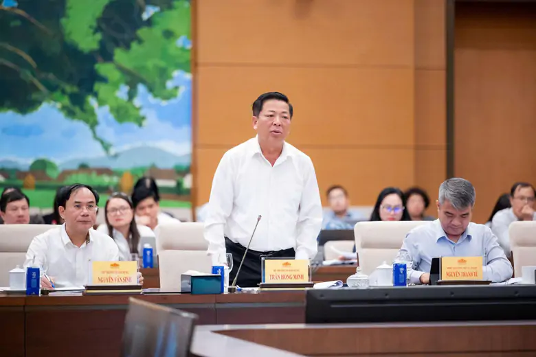 Ủy ban Thường vụ Quốc hội cho &yacute; kiến về ch&iacute;nh s&aacute;ch sửa đổi Luật Nh&agrave; ở năm 2023 - Ảnh 3.
