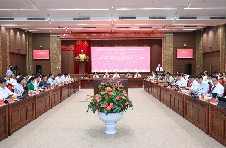 H&agrave; Nội giải ng&acirc;n gần 64 ngh&igrave;n tỷ đồng vốn đầu tư c&ocirc;ng, tăng hơn gấp đ&ocirc;i so với c&ugrave;ng kỳ - Ảnh 1.