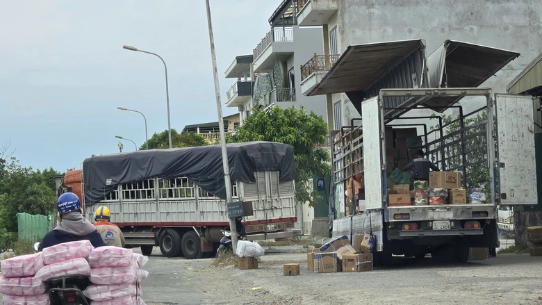 Nghệ An: Đẩy nhanh tiến độ, nâng cấp sửa chữa các tuyến đường tại hai phường trung tâm - Ảnh 2.