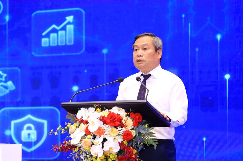 Hà Nội ra mắt nền tảng Cổng Thông tin điện tử dùng chung, kết nối 140 trang thông tin - Ảnh 2.