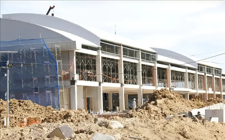 Đẩy nhanh tiến độ x&acirc;y dựng c&aacute;c trạm dừng nghỉ tr&ecirc;n c&aacute;c tuyến đường bộ cao tốc. - Ảnh 1.