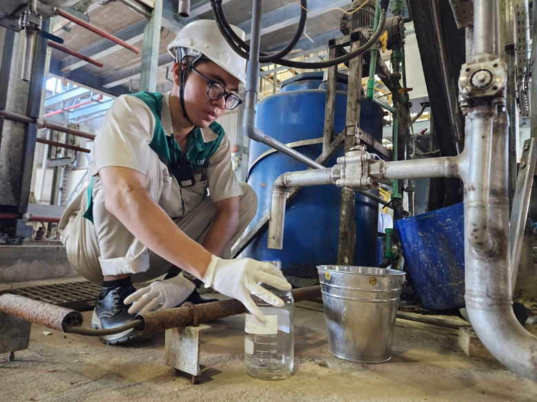 B&agrave;i 2: Ethanol Việt Nam: Nh&agrave; m&aacute;y s&aacute;ng đ&egrave;n, b&agrave;i to&aacute;n sống c&ograve;n vẫn ở ph&iacute;a trước - Ảnh 4.