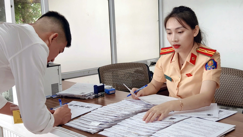 Hết “học mẹo, thi mẹo” khi sát hạch lái xe - Ảnh 2.