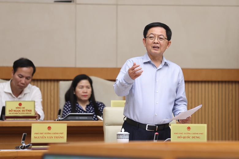 Thủ tướng: Thể chế phải tạo đột ph&aacute; ph&aacute;t triển v&agrave; thực thi phải hiệu quả, kh&ocirc;ng trở th&agrave;nh 'điểm nghẽn của điểm nghẽn' - Ảnh 4.