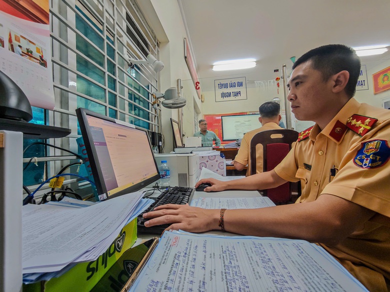 Người dân Hà Nội sẽ đánh giá chất lượng phục vụ của CSGT qua mã QR - Ảnh 1.