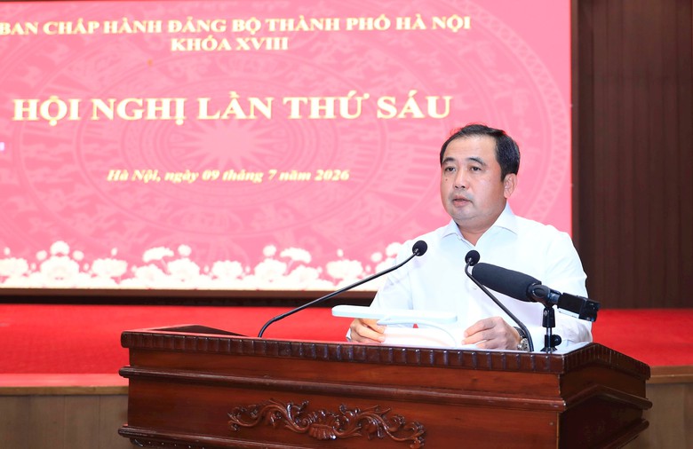 B&iacute; thư Th&agrave;nh ủy H&agrave; Nội: Đầu tư c&ocirc;ng phải mở đường, tạo động lực ph&aacute;t triển Thủ đ&ocirc; - Ảnh 2.