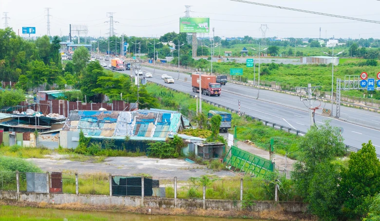 Vướng mặt bằng, TP.HCM - Trung Lương - Mỹ Thuận đối diện áp lực lớn về tiến độ - Ảnh 4.