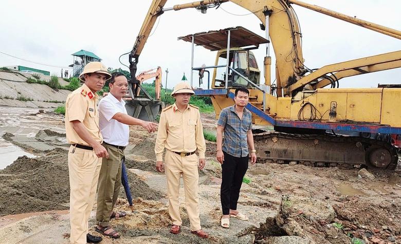 Ph&uacute; Thọ tăng cường bảo đảm an to&agrave;n đường thủy m&ugrave;a mưa b&atilde;o  - Ảnh 1.
