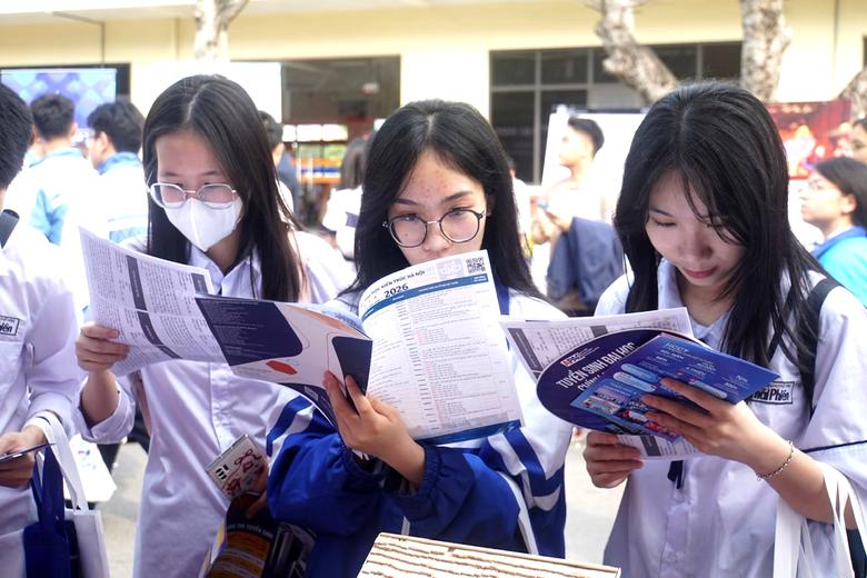 Trường Đại học Kiến trúc Hà Nội công bố điểm chuẩn tuyển sinh năm 2026 - Ảnh 1.