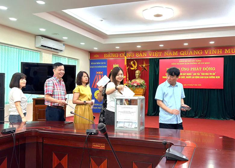 Ban QLDA đường Hồ Ch&iacute; Minh ph&aacute;t động phong tr&agrave;o "Đền ơn đ&aacute;p nghĩa", lan toả văn ho&aacute; tri &acirc;n - Ảnh 6.