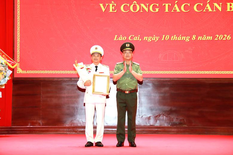 Đại t&aacute; Trịnh Khắc Cường giữ chức Gi&aacute;m đốc C&ocirc;ng an tỉnh L&agrave;o Cai - Ảnh 4.