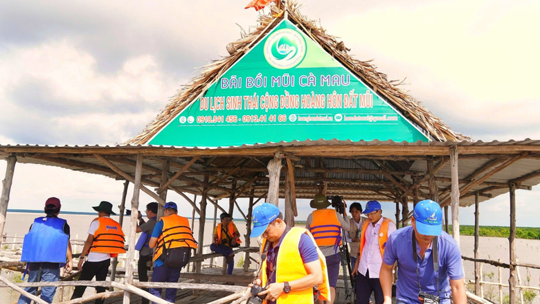 C&agrave; Mau: Đột ph&aacute; hạ tầng giao th&ocirc;ng, tạo đ&agrave; ph&aacute;t triển du lịch - Ảnh 2.