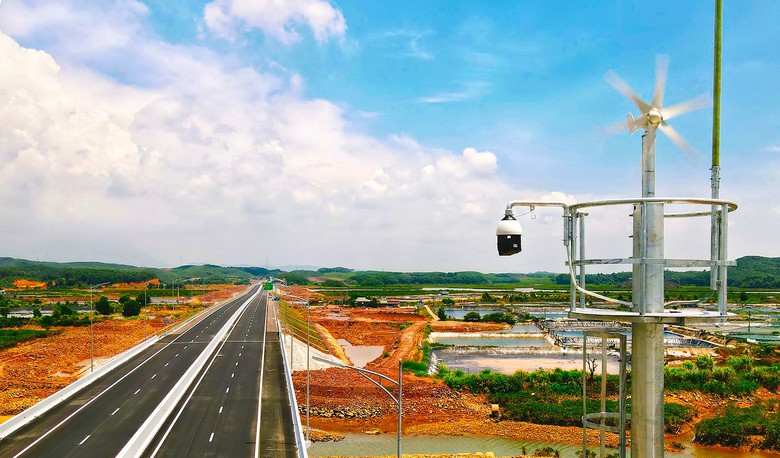 Bộ X&acirc;y dựng tăng tốc, quyết liệt th&aacute;o gỡ c&aacute;c điểm nghẽn chuyển đổi số - Ảnh 1.