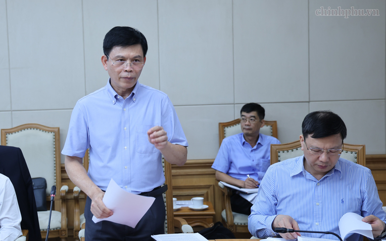 Phó Thủ tướng Thường trực Phạm Gia Túc: Cần nghiên cứu kỹ phương án đầu tư cao tốc Bảo Hà - Lai Châu - Ảnh 3.