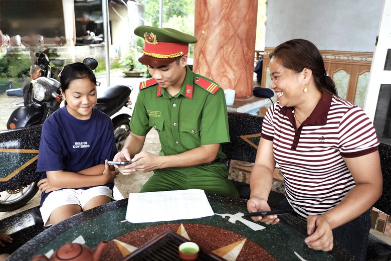 Phú Thọ và Nghị quyết số 57 - NQ / TW: Chuyển đổi số nâng cao chất lượng sống người dân - Ảnh 1.