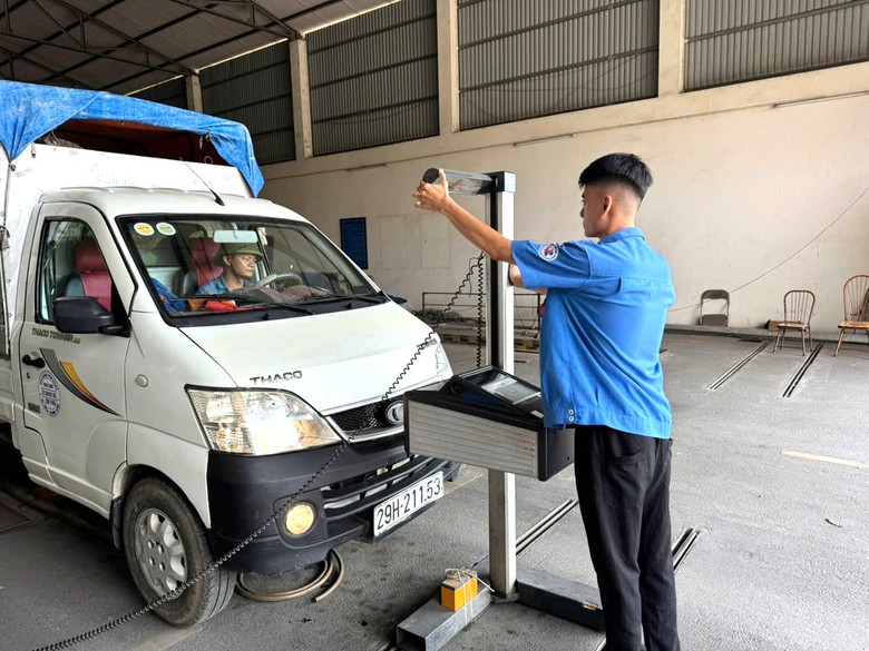 Đăng kiểm Ph&uacute; Thọ chuyển m&igrave;nh tr&ecirc;n nền tảng số - Ảnh 3.