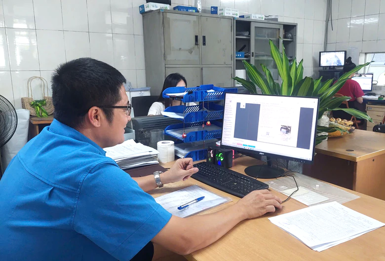 Đăng kiểm Ph&uacute; Thọ chuyển m&igrave;nh tr&ecirc;n nền tảng số - Ảnh 1.