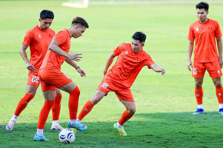 AFF Cup 2026: Chơi đúng sức, tuyển Việt Nam sẽ đả bại “Bầy hổ” - Ảnh 1.