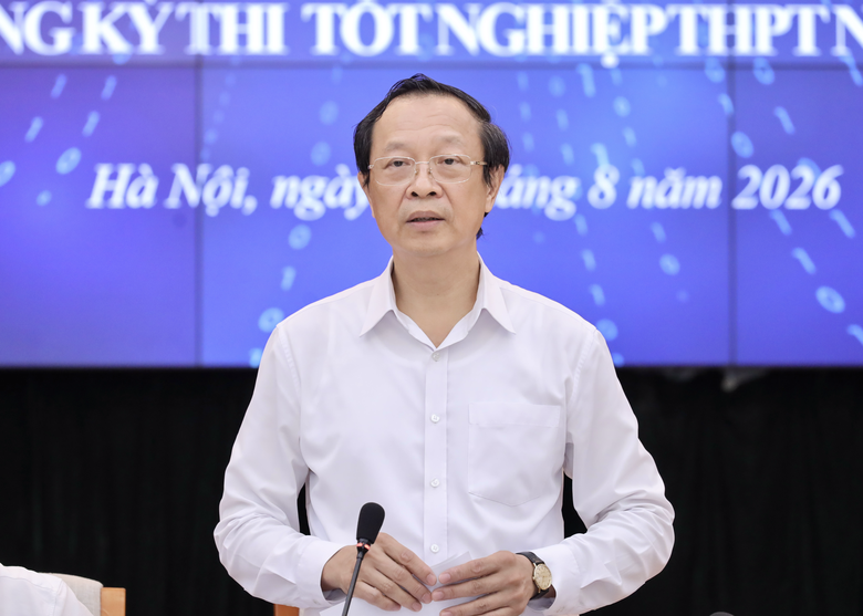 Bộ Giáo dục và Đào tạo thành lập đoàn giám sát thi lại tại Tuyên Quang - Ảnh 1.