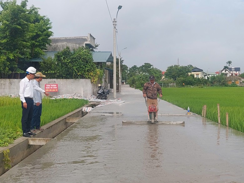 Ph&uacute; Thọ: C&aacute;c địa phương tập trung đẩy nhanh tiến độ c&aacute;c dự &aacute;n đường giao th&ocirc;ng - Ảnh 4.