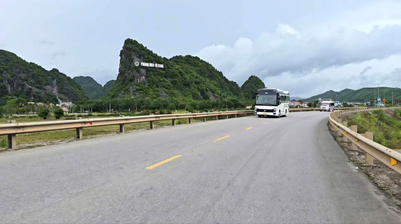 Quảng Trị công bố quyết định công nhận Khu du lịch cấp tỉnh Phong Nha - Kẻ Bàng - Ảnh 1.