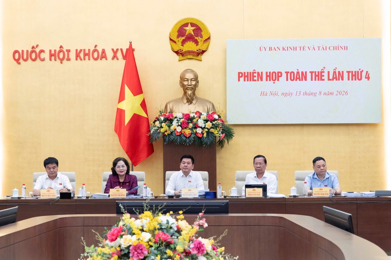 Sửa Luật Đất đai, Luật Kinh doanh bất động sản để khơi th&ocirc;ng nguồn lực ph&aacute;t triển - Ảnh 2.