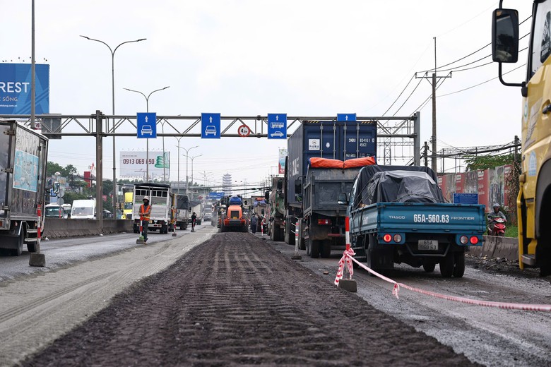 Quốc lộ 51 sắp ho&agrave;n th&agrave;nh sửa chữa đợt 1, sẵn s&agrave;ng v&agrave;o đợt sửa chữa thứ 2 - Ảnh 1.