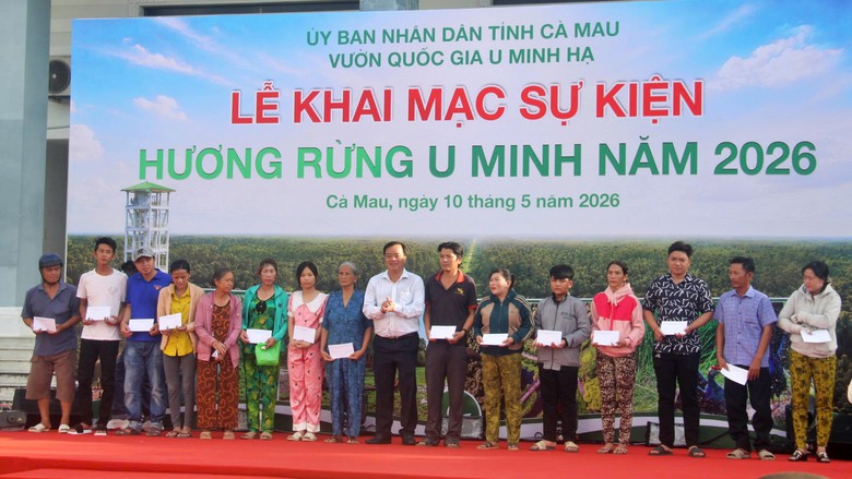 Cà Mau hút khách với chuỗi lễ hội quy mô lớn - Ảnh 1.
