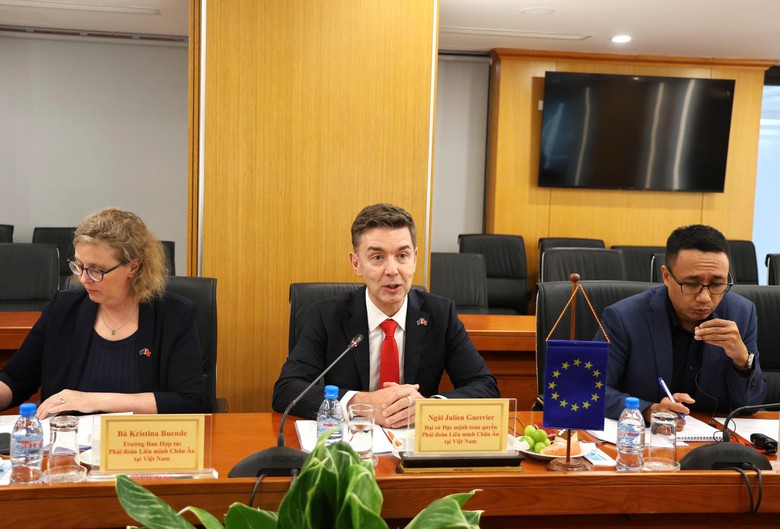 EU sẵn s&agrave;ng hỗ trợ Việt Nam thực hiện mục ti&ecirc;u ph&aacute;t triển hạ tầng xanh, bền vững - Ảnh 3.