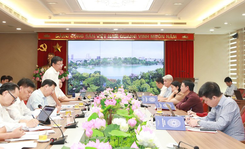 H&agrave; Nội đẩy nhanh tiến độ c&aacute;c c&ocirc;ng tr&igrave;nh khẩn cấp chống ngập - Ảnh 1.