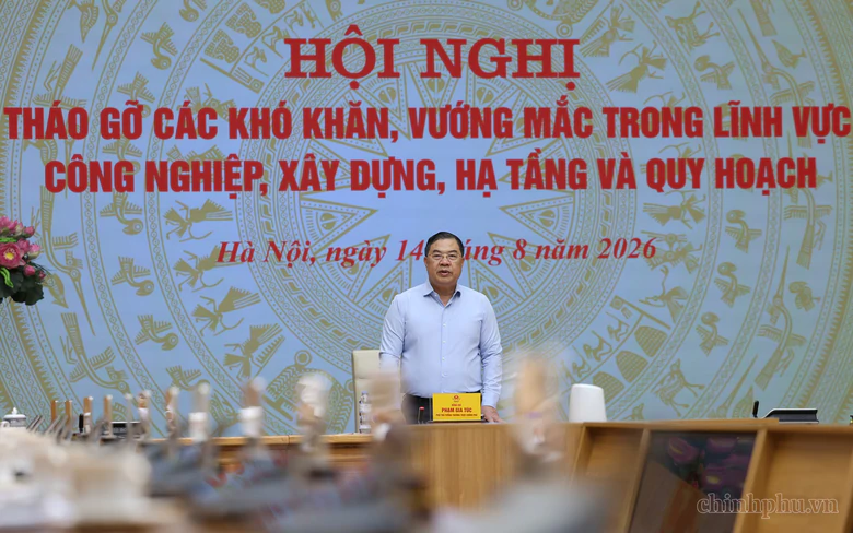Khơi th&ocirc;ng nguồn lực, tạo thuận lợi cho doanh nghiệp ph&aacute;t triển c&ocirc;ng nghiệp, x&acirc;y dựng, hạ tầng - Ảnh 1.