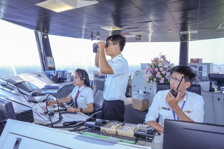 Th&aacute;o gỡ điểm nghẽn, chuẩn h&oacute;a dữ liệu về hoạt động bay  - Ảnh 1.
