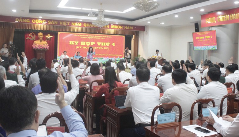 B&agrave; Nguyễn Thị C&aacute;t Ti&ecirc;n giữ chức Ph&oacute; Chủ tịch UBND TP Đồng Nai - Ảnh 2.