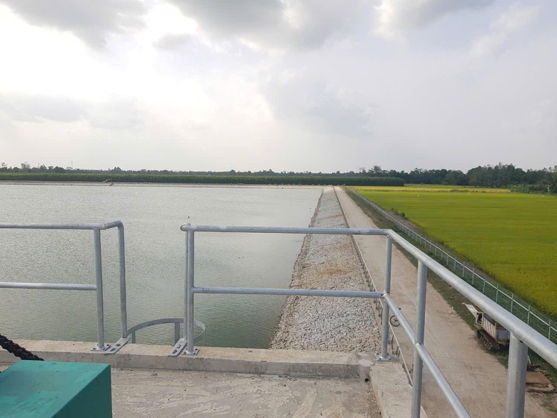 Hồ nước ngọt Hậu Giang phải ưu tiên cấp nước cho người dân - Ảnh 2.
