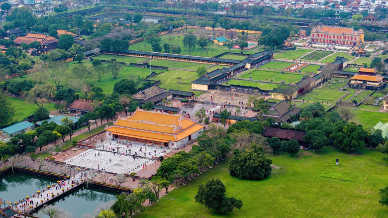 Chủ động mua v&eacute; trực tuyến, thuận tiện kh&aacute;m ph&aacute; Di sản Huế - Ảnh 1.
