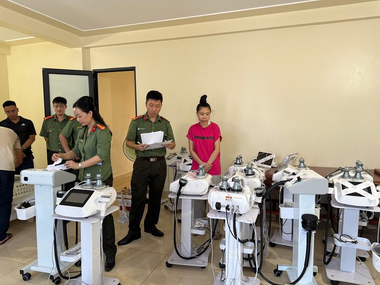 Nghệ An: Triệt phá đường dây lừa đảo khám, điều trị xương khớp, chiếm đoạt hơn 9 tỷ đồng - Ảnh 5.