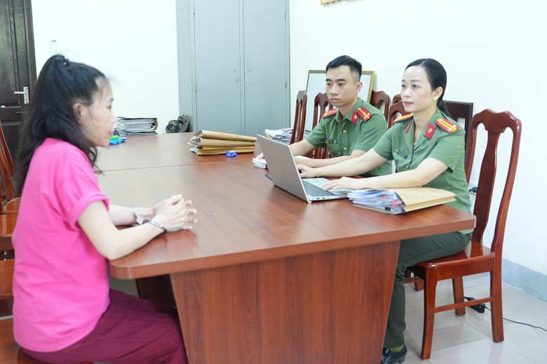 Nghệ An: Triệt phá đường dây lừa đảo khám, điều trị xương khớp, chiếm đoạt hơn 9 tỷ đồng - Ảnh 3.