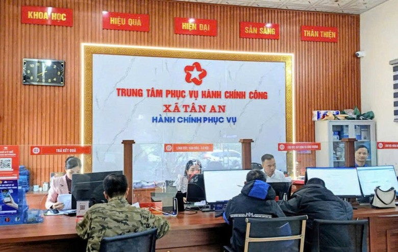 Gỡ điểm nghẽn hạ tầng c&ocirc;ng nghệ, th&uacute;c đẩy chuyển đổi số ở Nghệ An - Ảnh 1.