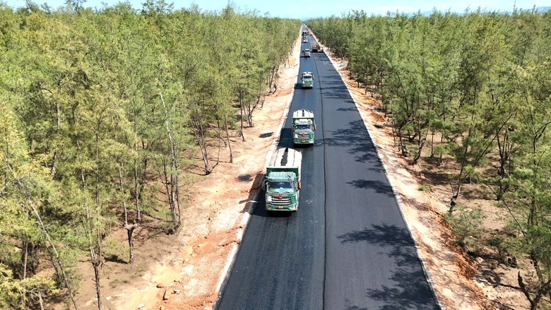 Quảng Ngãi sắp hoàn thành thêm gần 6km đường ven biển - Ảnh 2.