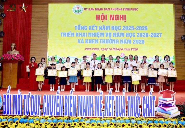 Ph&uacute; Thọ: Phường Vĩnh Ph&uacute;c đổi mới gi&aacute;o dục, hướng tới kết quả thực chất - Ảnh 8.
