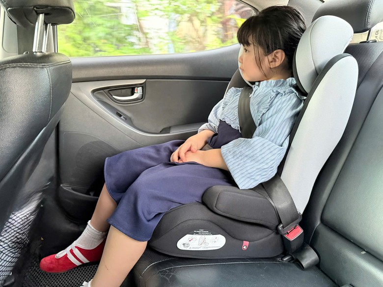 Đề xuất bổ sung yêu cầu kỹ thuật, tăng bảo vệ cho trẻ em trên xe ô tô - Ảnh 1.