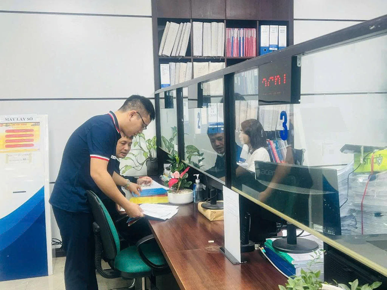 Bộ X&acirc;y dựng ho&agrave;n thiện hệ thống giải quyết thủ tục h&agrave;nh ch&iacute;nh theo m&ocirc; h&igrave;nh tập trung - Ảnh 1.