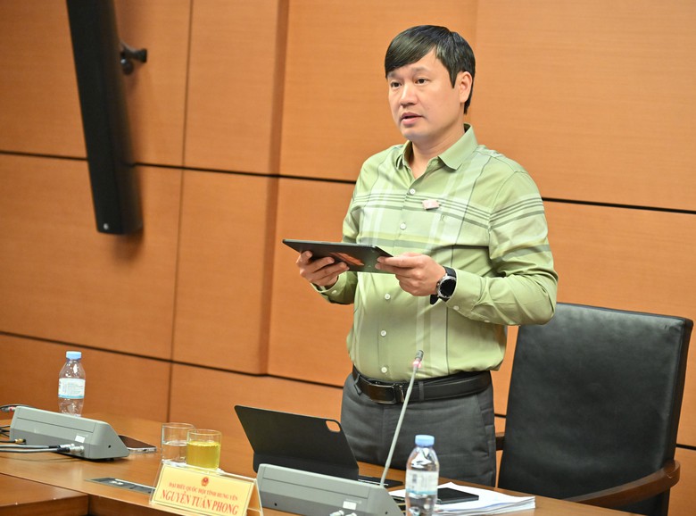 ĐBQH: Ph&acirc;n cấp, ph&acirc;n quyền đất đai cho cấp x&atilde; phải đi c&ugrave;ng nguồn lực v&agrave; kiểm so&aacute;t - Ảnh 1.